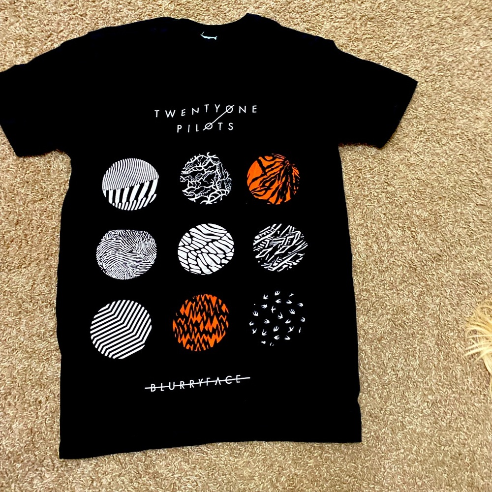 Twenty one pilots Blurry Face shirt